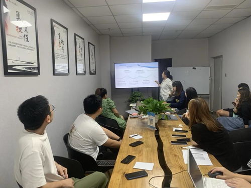 中哲咨詢PPT培訓與競賽圓滿落幕，第一名作品展現教育咨詢新視野